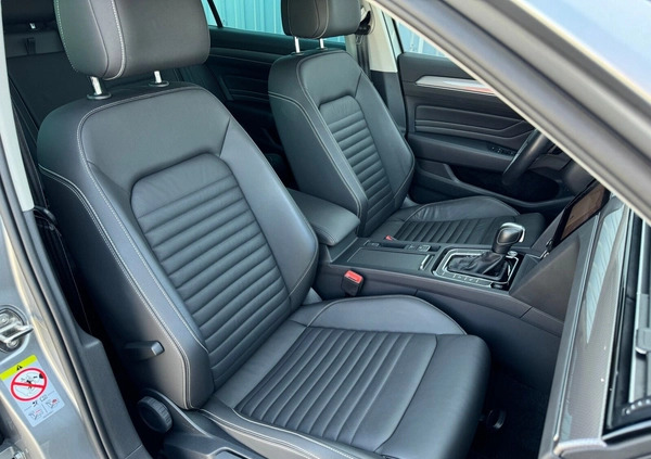 Volkswagen Passat cena 159999 przebieg: 45518, rok produkcji 2020 z Sieniawa małe 596